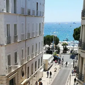 https://azurene-royal-hotel.fr-provencehotel.com
